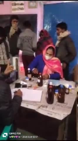 बंजरिया रोहिनिया में लगा कैप दर्जनों मरीजो का हुआ सफल इलाज।