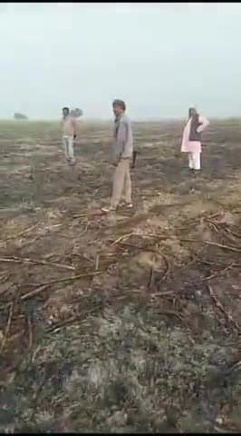 अमृतपुर: माखन नगला में चकमार्ग की पैमाइश करने गये लेखपाल को दवंगो ने रोका