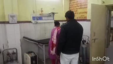 रायबरेली: लालगंज में फ़ायर स्टेशन के सामने तेज रफ्तार मैजिक ने बाइक सवार को मारी जोरदार टक्कर, जिला अस्पताल में कराया गया भर्ती