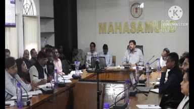 महासमुंद: कलेक्ट्रेट सभागृह में कलेक्टर प्रभात मलिक ने ली समय सीमा की बैठक