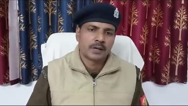 खाकी वर्दी पहनकर पत्रकारों पर दरोगा जी जुल्म कर  रहे हैं सीओ सिटी बिधूना द्वारा दी गई वाइट
#औरैयापुलिस#