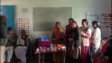 मेसकौर: प्राथमिक विद्यालय नागवेल में सेवानिवृत प्रभारी प्रधानाध्यापक को दी गई विदाई, प्रतिभा नए प्रभारी का कार्य भार किया ग्रहण।