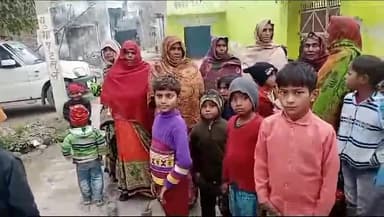 अमृतपुर: दारापुर में भाकियू भानु गुट के जिला अध्यक्ष नरेंद्र सोमवंशी किसान पदयात्रा लेकर पहुंचे ग्रामीणों की सुनी समस्याएं