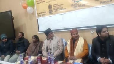 MS कॉलेज में स्वामी विवेकानन्द के अनमोल वचन को कहते हुए