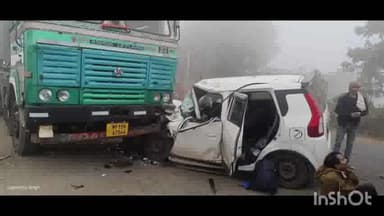 धार: मांगोद-मनावर मार्ग पर अमझेरा के समीप कोहरे के कारण हुआ हादसा, खड़े टैंकर में जा घुसी कार, एक की मौत व 4 घायल