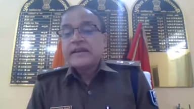 डुमरा: डुमरा नए-नए तरीके अपना रहे साइबर फ्रॉड एसपी ने फेसबुक लाइव आकर बचने के बताएं तरीके