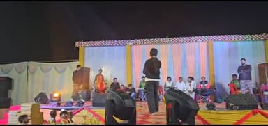 देव दीपावली के अवसर पर शिवानी सिंह कार्यक्रम ओबरा की पवित्र धरती पर हु़वा।
राहुल प्रताप सिंह
सामाजिक सेवक🚩🔥🙏