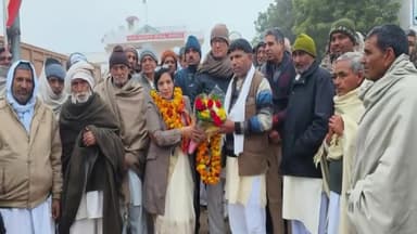 चरखी दादरी: नव नियुक्त भाजपा जिलाध्यक्ष डा. किरण कलकल को इमलोटा में ग्रामीणों ने सम्मान समारोह कर किया सम्मानित