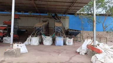 माण्डलगढ़: बिगोद कस्बे में रीको एरिया में अवैध गार्नेट की फैक्ट्री पर कार्रवाई