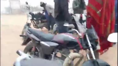 खंडेला: बनारसी की ढाणी में चारे से भरे कमरे में लगी आग, एक भैंस की मौत व दूसरी झुलसी