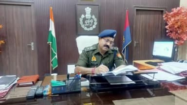हरदोई: एसपी ने पुलिस आफिस में सुनी फरियादियों की समस्याएं