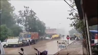 पवई: पवई में शीतलहर की दस्तक से अभिभावक परेशान कलेक्टर से अवकाश बढ़ाने की मांग