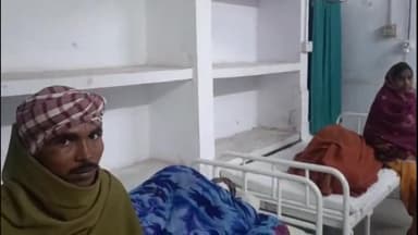 झाझा: करमा वंशाटांड़ में गाड़ी लगाने के हुए विवाद में दो पक्षो के बीच हुई मारपीट, घायल दो लोगो का रेफरल अस्पताल में हुआ इलाज