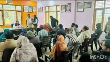 रामसनेही घाट: नई सड़क आवास पर राज्य मंत्री सतीश शर्मा ने जनता दर्शन कार्यक्रम में लोगों की सुनी समस्याएं