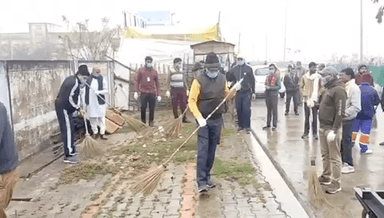 सिंगरौली: सिंगरौली विधायक छठवें दिन पहुंचे ट्रामा सेंटर व ज़िला न्यायालय, स्वच्छता श्रमदान करते हुए अस्पताल के व्यवस्थाओं का किया औचक निरीक्षण