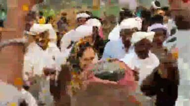 भीकनगांव: भीकनगांव क्षेत्रीय विधायक झुमा सोलंकी ने विधानसभा क्षेत्र के कई गांवों में निकाली आभार व्यक्त यात्रा, जगह-जगह हुआ स्वागत