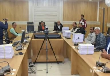 चितरंगी: राजनीतिक दलों के प्रतिनिधियों के साथ कलेक्टर की अध्यक्षता में कलेक्ट्रेट सभागार में स्टैडिग कमेटी की बैठक आयोजित