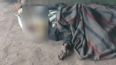 एत्मादपुर: रामबाग चौराहे के पास पटरी पर मिला बुजुर्ग का शव, पुलिस ने शव को कब्जे में लेकर पोस्टमार्टम के लिए भेजा