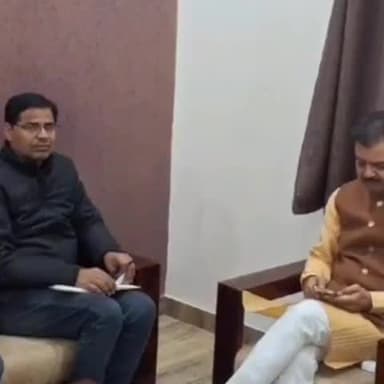 करौली: हिंडौन सिटी में रेलवे ओवरब्रिज निर्माण में सुस्ती को लेकर सांसद हुए सख्त, जल्द निर्माण के अधिकारियों को दिये निर्देश।