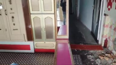 मरवन: करजा थाना क्षेत्र के मड़वन स्थित ज्वेलरी दुकान में सेंध लगाकर चोरों ने चोरी करने का किया प्रयास