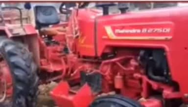 जलालगढ़: बीती रात जलालगढ़ पंचायत के वार्ड नंबर 12 में चोर ने एक ट्रेक्टर के बैटरी की हुई चोरी।