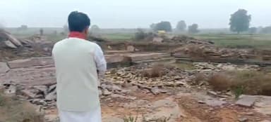 तेंदूखेड़ा: बड़गांव में दबंगों द्वारा कृषि भूमि पर की जा रही अवैध पत्थर खदान संचालित,किसान ने जनपद उपाध्यक्ष प्रतिनिधि से की शिकायत