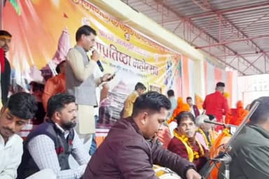 करेली: मेरी अयोध्या मेरा गांव मेरा मंदिर को लेकर कलश शोभा यात्रा निकाली गई बीजेपी के राज्य सभा सदस्य कैलाश सोनी रहे मौजूद