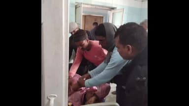 बरौली: बनकट गांव के समीप बस से उतरे नेपाली पर्यटक को अनियंत्रित कर ने मारा धक्का, इलाज के लिए अस्पताल में भर्ती।