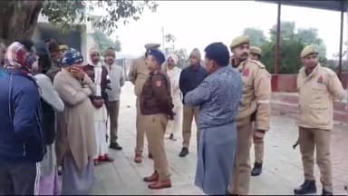 सवायजपुर: इकनौरा गांव स्थित मंदिर से हुई लाखों की चोरी के मामले में पुलिस अधीक्षक ने की जांच, जल्द खुलासे की कही बात