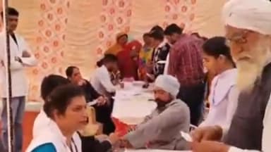 सिणधरी: चवाणी मेघवालों की ढाणी में निशुल्क चिकित्सा और स्वास्थ्य जांच शिविर का हुआ आयोजन, 219 मरीजों ने लिया लाभ