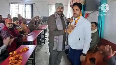 सिधाव: बगहा में भाजपा कार्यकर्ताओं के बैठक हुई संपन्न, दीप प्रज्ज्वलित करके को लेकर किया गया निर्णय