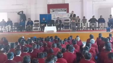 पवई: पंन्ना के जवाहर नवोदय विद्यालय में जागरूकता शिविर आयोजित