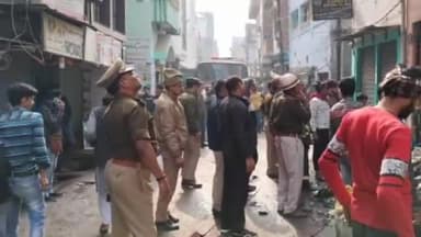 राजातालाब: आदमपुर थाना क्षेत्र में अवैध गैस सिलेंडर रीफलिंग के दौरान लगी आग, दो की मौतll0