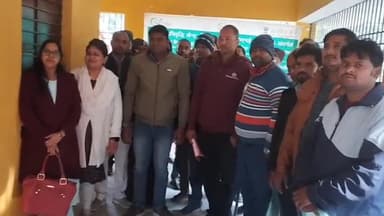 जंदाहा: खाद्य प्रसंस्करण विभाग पटना की टीम ने मोहिउद्दीनपुर गरही में लोगों को उद्योग लगाने की दी जानकारी