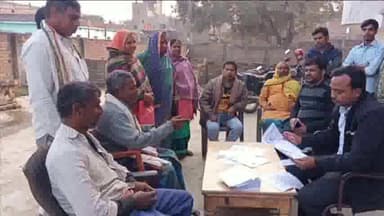 गोगरी: प्रखंड के गोपालपुर गांव में राजस्व शिविर का आयोजन, रजिस्टर टू में आधार शिडिंग को लेकर लिया गया 86 आवेदन