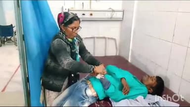 खगड़िया: रेलवे स्टेशन पर नशा खुरानी का शिकार हुआ रेल यात्री, पुलिस ने सदर अस्पताल में कराया भर्ती