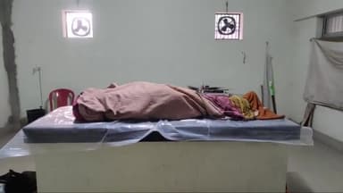 अररिया: भूम पोखर गांव में एक महिला की गला दबाकर की गई हत्या, शव को पोस्टमार्टम हेतु लाया गया सदर अस्पताल