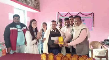 सहदेई बुजुर्ग: प्रखंड स्थित बीआरसी भवन में सम्मान समारोह कार्यक्रम का हुआ आयोजन