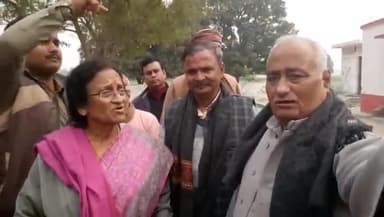 करछना: कौंधियारा में हमारा संकल्प विकसित भारत यात्रा के तहत सांसद रीता बहुगुणा जोशी ने लोगों को किया संबोधित