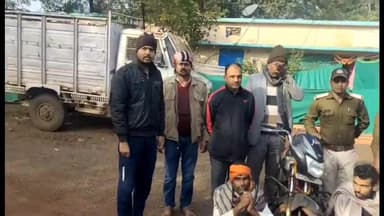 लटेरी: लटेरी की ग्राम झूकर जोगी के पास से वन विभाग की टीम ने लकड़ी का अबैध रुप से परिवहन कर रहे 2 लोगो को किया गिरफ्तार,