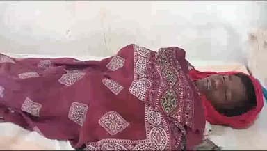 गोगरी: दूध लाने बिसनपुर दियारा जा रहे किशोर को अज्ञात वाहन ने मारा धक्का, गोगरी रेफरल अस्पताल में किया गया इलाज