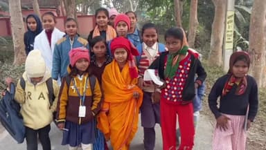 गोरौल: उत्क्रमित मध्य विद्यालय लोदीपुर में स्वामी विवेकानंद की जयंती युवा दिवस के रूप में मनाया गया