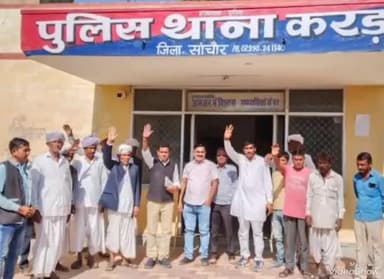 रानीवाड़ा: सावलावास गांव के गोगाजी मंदिर में 22 दिन पहले हुई चोरी का खुलासा नहीं होने पर आक्रोशित लोगों ने सौपा ज्ञापन