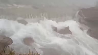 कुढ़नी: ढ़ोढ़ी पुल के समीप गंडक नहर का बांध टूटने से कई गांवों में घुसा पानी, मुखिया ने दी जानकारी