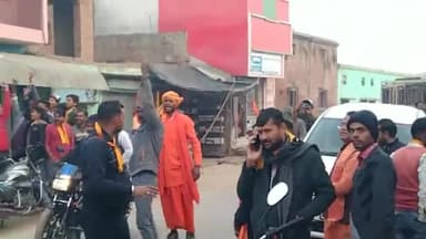 अमृतपुर: सलेमपुर में अक्षत कलश यात्रा निकाली गई समाजसेवी सुरेश राजपूत ने दी जानकारी