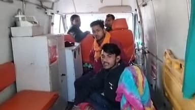 मोठ: ग्राम जसबंतपुरा में मज़दूरी का कार्य करते समय युवक की उंगलियां कटने से हुआ घायल, मेडिकल कॉलेज झांसी रेफर