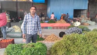 आज भाटापारा सब्जी मंडी में धनियां 20 रू kg मिचि  20 रू kg अदरक 90 रू kg बिक्री हुआ है आपका अपना सब्जी मंडी भाटापारा