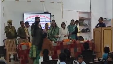 चित्तौड़गढ़: निंबाहेड़ा में समग्र शिक्षा अभियान की ओर से अभिभावक परामर्श दात्री कार्यक्रम का हुआ आयोजन, पुलिस अधिकारी रहे मौजूद