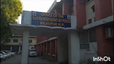 बिलासपुर सदर: थाना सदर की पुलिस टीम ने मंडी भराड़ी के पास नाकाबंदी के दौरान एक व्यक्ति को 0.57 ग्राम चिट्टा के साथ किया गिरफ्तार