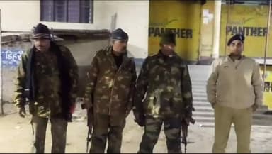 डेहरी: स्पेशल ड्राइव के दौरान डेहरी सहित विभिन्न इलाके से फरार चल रहे 14 आरोपियों को विभिन्न जगहों से पुलिस ने किया गिरफ्तार